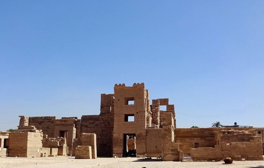 Золотой Луксор с Долиной царей