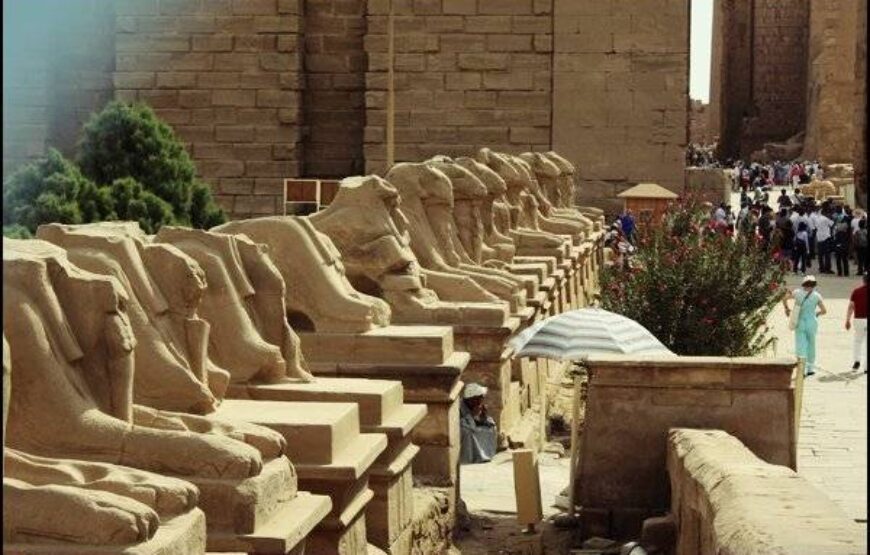 Золотой Луксор с Долиной царей